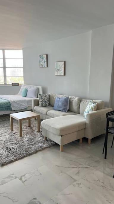 Sunny Isles Beach Spacious Apartment Kültér fotó