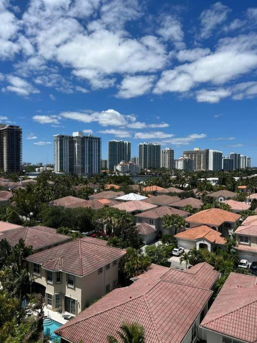 Sunny Isles Beach Spacious Apartment Kültér fotó