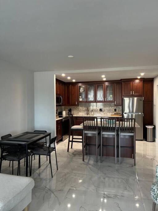 Sunny Isles Beach Spacious Apartment Kültér fotó